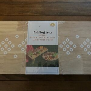 Folding Tray with White Pattern